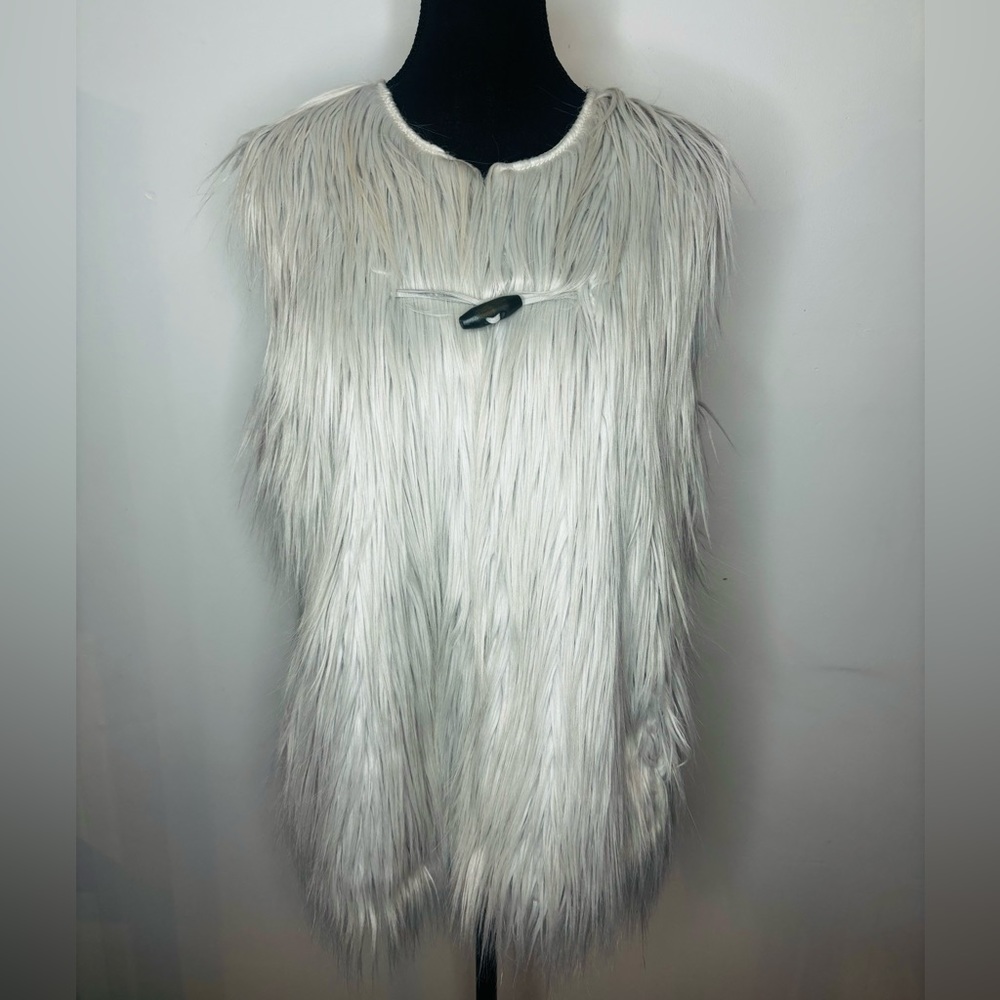 BCBG Faux Fur Vest Large